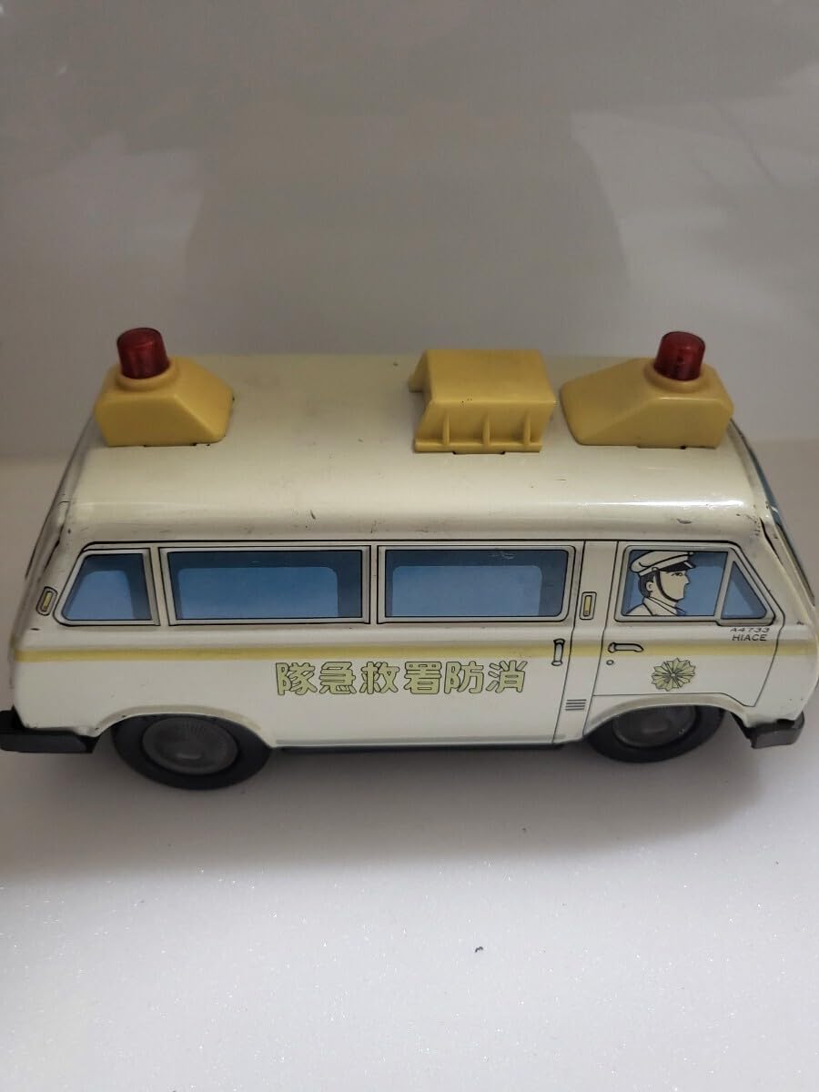 クラシック救急車ミニカー ブリキ Amazon.co.jp: Sレトロ ヨネザワ 米澤玩具 ブリキ ハイエース